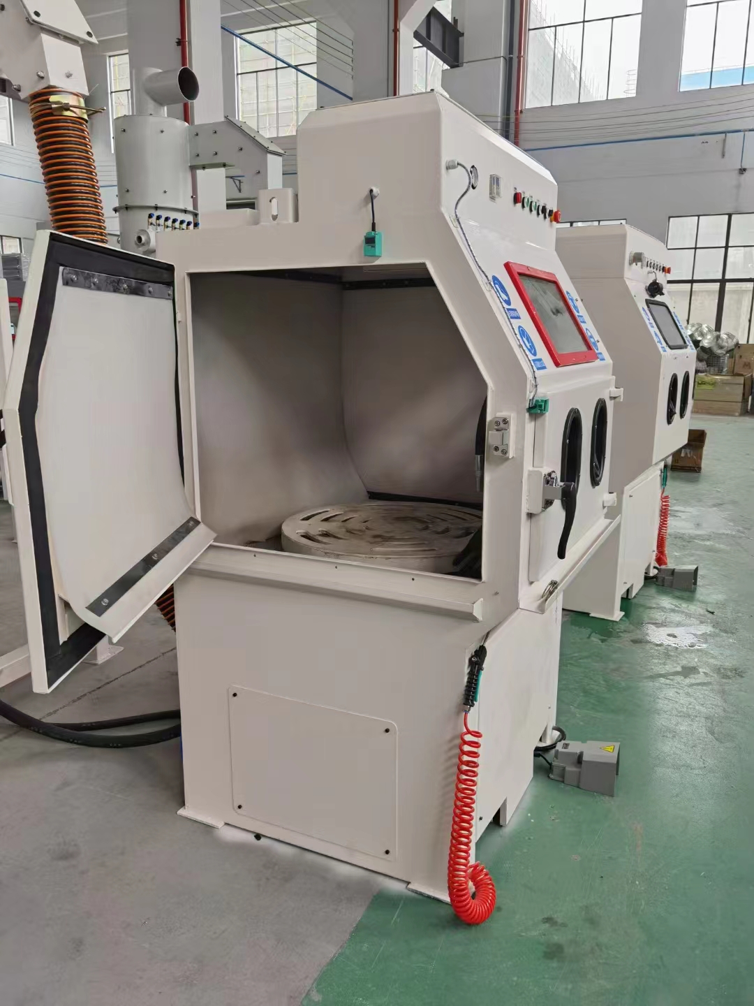 长宁移动式抛丸机的工作原理?