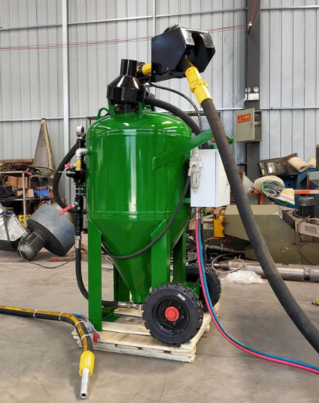 长宁移动式喷砂机 户外施工效率翻倍
